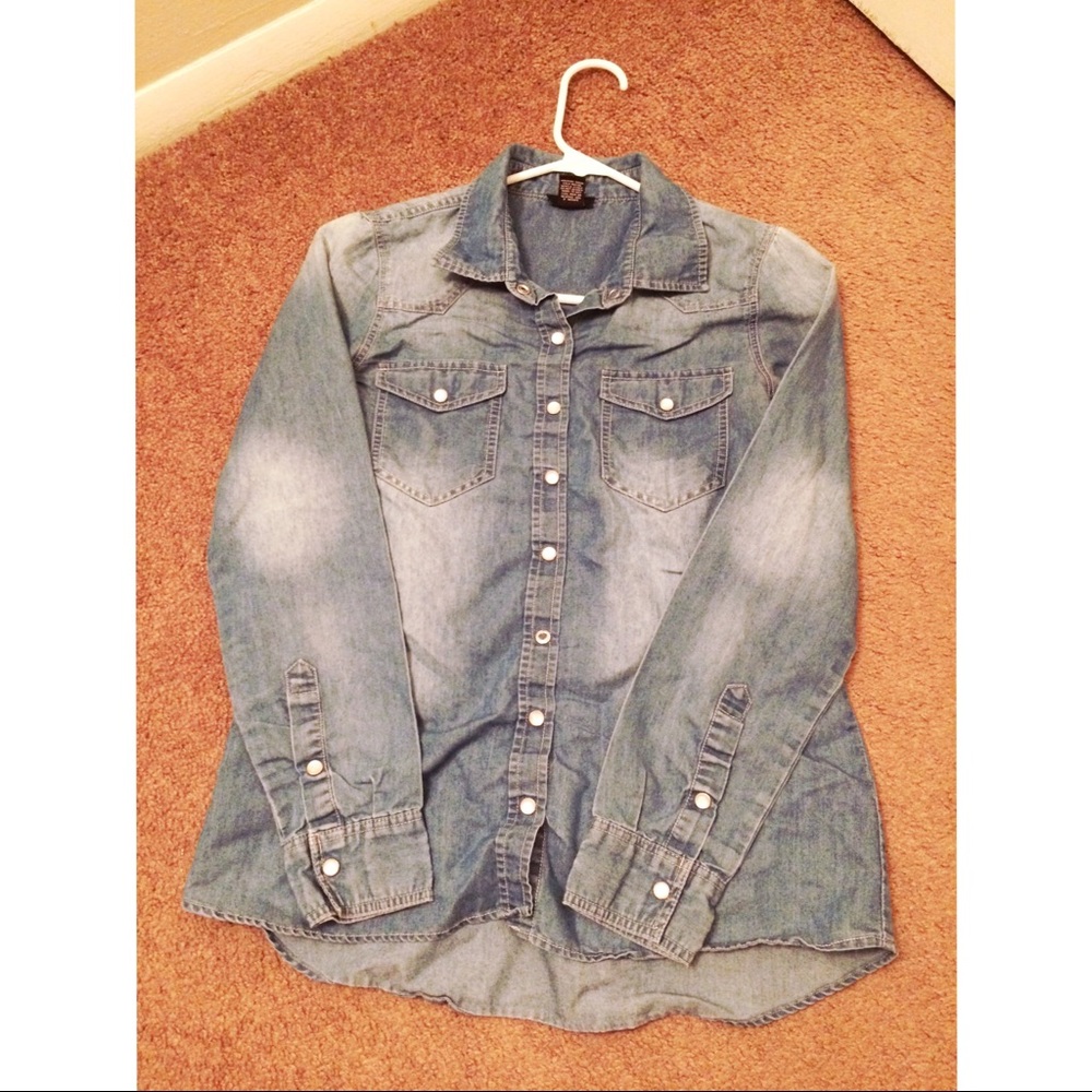 Rue 21 jean Button down